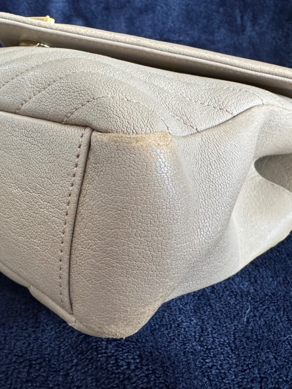 Yves Saint Laurent YSL Medium College Bag in Dark Beige - Picture 2 of 16